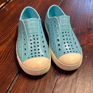 Native - blue Sparkle size C12